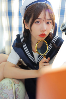《课中坏事》在线观看